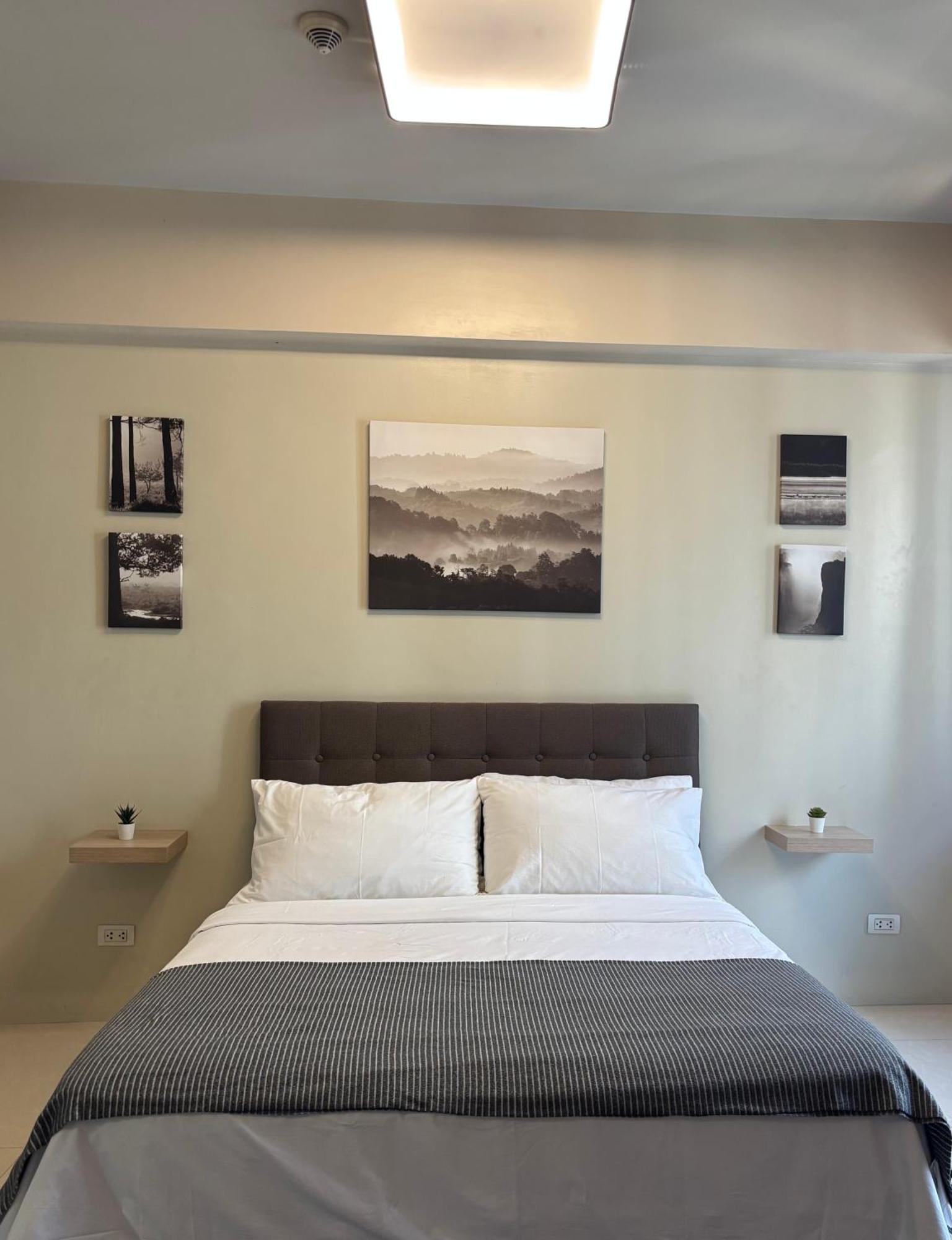 One Palm Tree Villas Short Walk Via Runway Manila Naia T3 Pasay Exterior foto